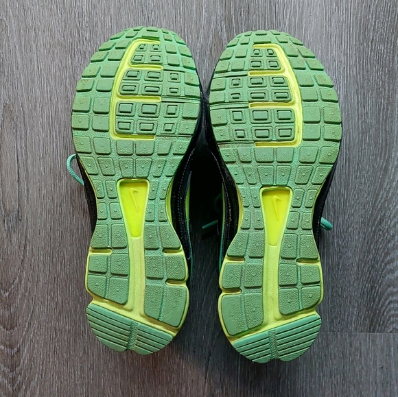 Women's Nike Reax Run 8 - Running Shoes - Picture 5 of 5